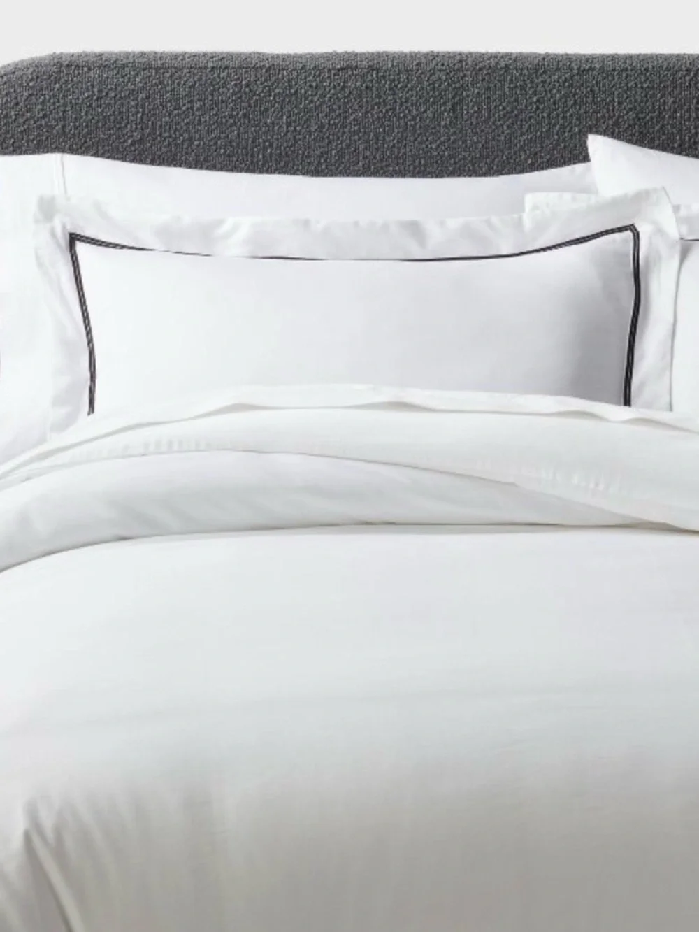 Duvet Cover with Black Stripe Trim (Never Used)